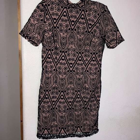 Forever 21 Black Crochet Lace Mini Dress with Nude Lining Size Large - Picture 1 of 9
